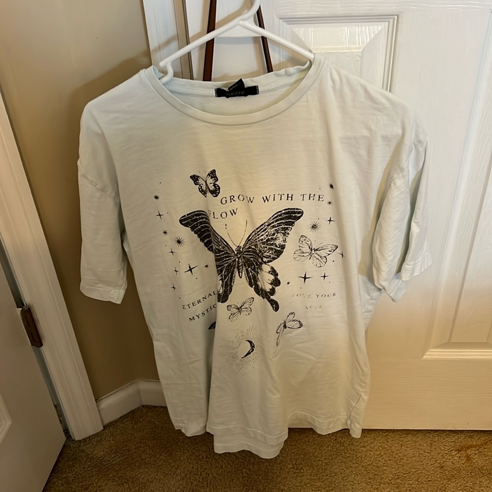 Graphic tee